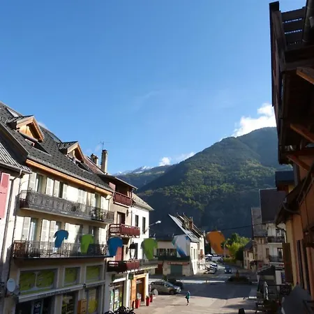 Grenat Bourg D'oisans アパート